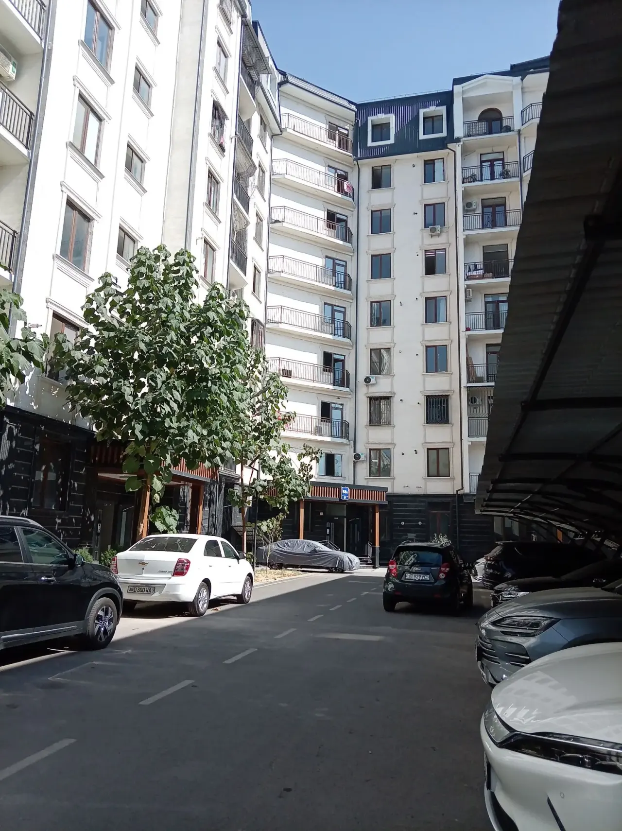 Sotiladi 3 xonali kvartira, 147 m², 8/10 qavat — Yunusobod tumani