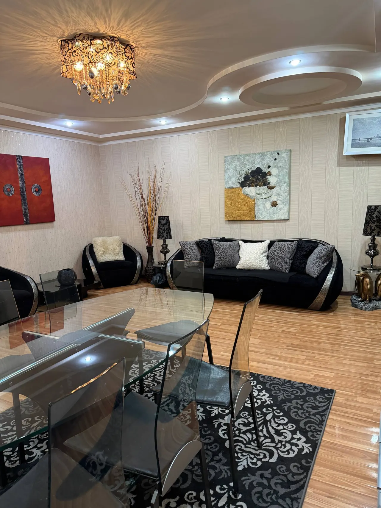 Сотилади 3 хонали квартира, 77 м², 1/4 қават — Мирзо Улуғбек тумани