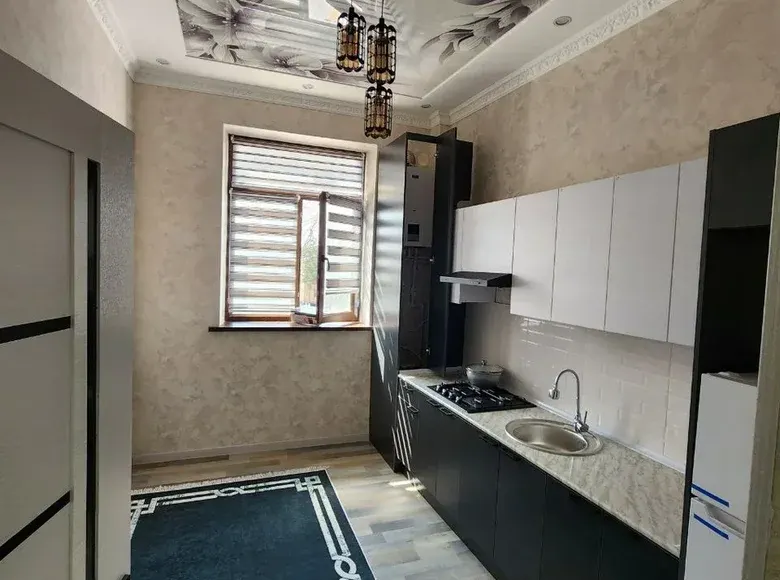 Сдаётся 3-комнатная квартира, 71 м², 2/5 этаж — Фергана
