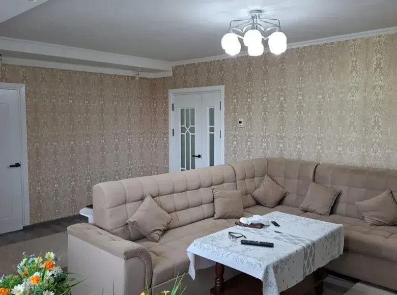 Ижарага берилади 2 хонали квартира, 75 м², 5/18 қават — Мирзо Улуғбек тумани