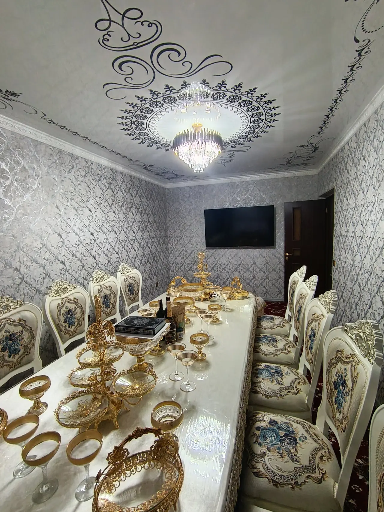 Сотилади 3 хонали квартира, 64 м², 1/4 қават — Қарши шаҳри
