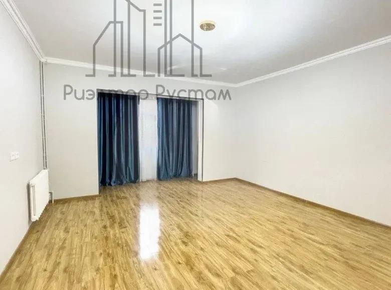 Сотилади 2 хонали квартира, 65 м², 4/9 қават — Мирзо Улуғбек тумани