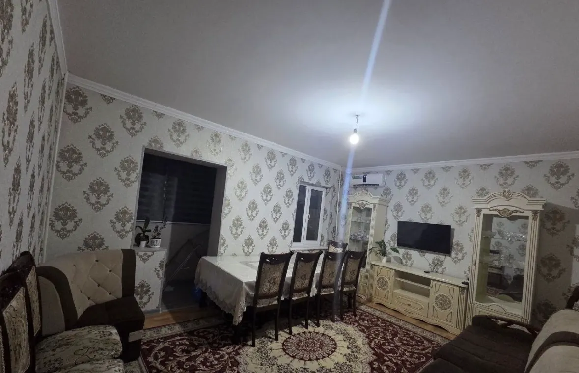 Продаётся 1-комнатная квартира, 62.6 м², 5/9 этаж — Мирабадский район