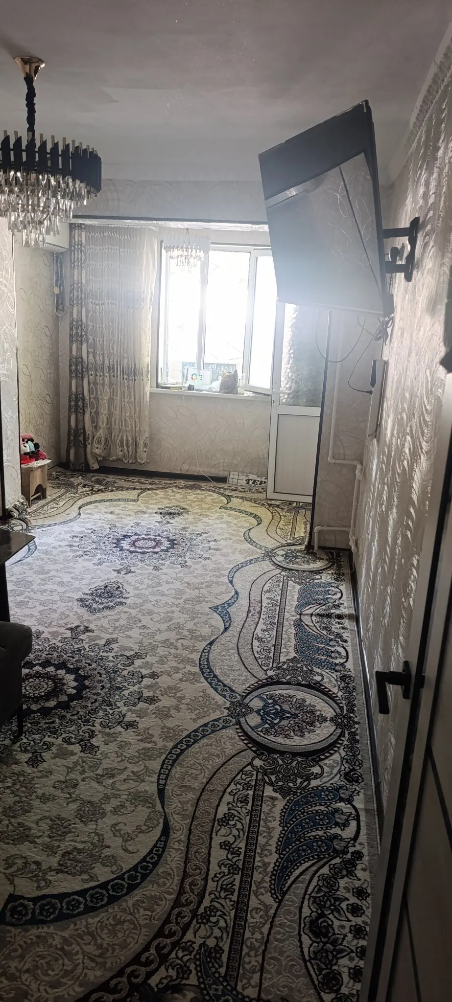 Продаётся 2-комнатная квартира, 54 м², 1/4 этаж — Чирчик