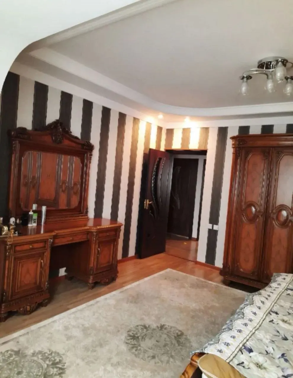 Ижарага берилади 3 хонали квартира, 100 м², 3/4 қават — Олмазор тумани