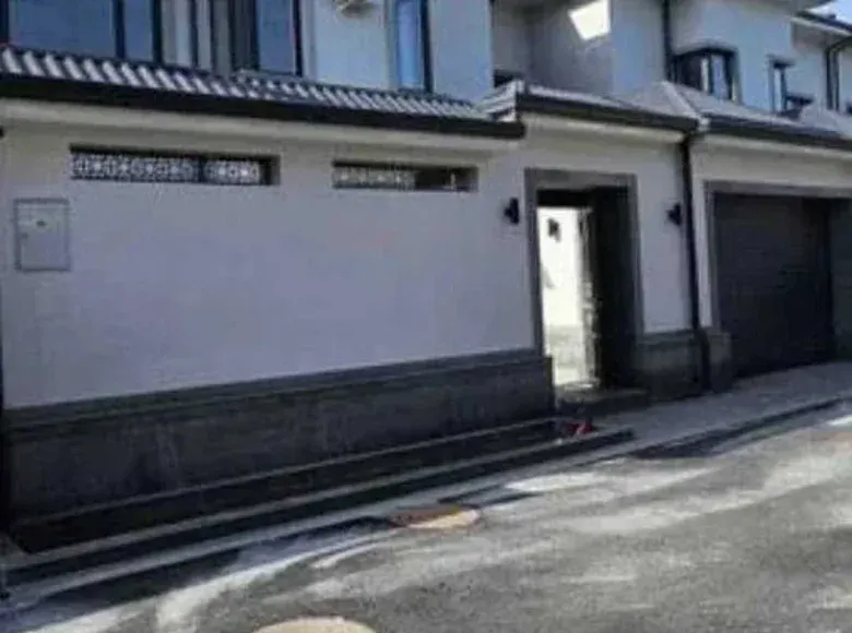 Продаётся 6-комнатный дом, 3.1 сот., 400 м² — Яшнабадский район