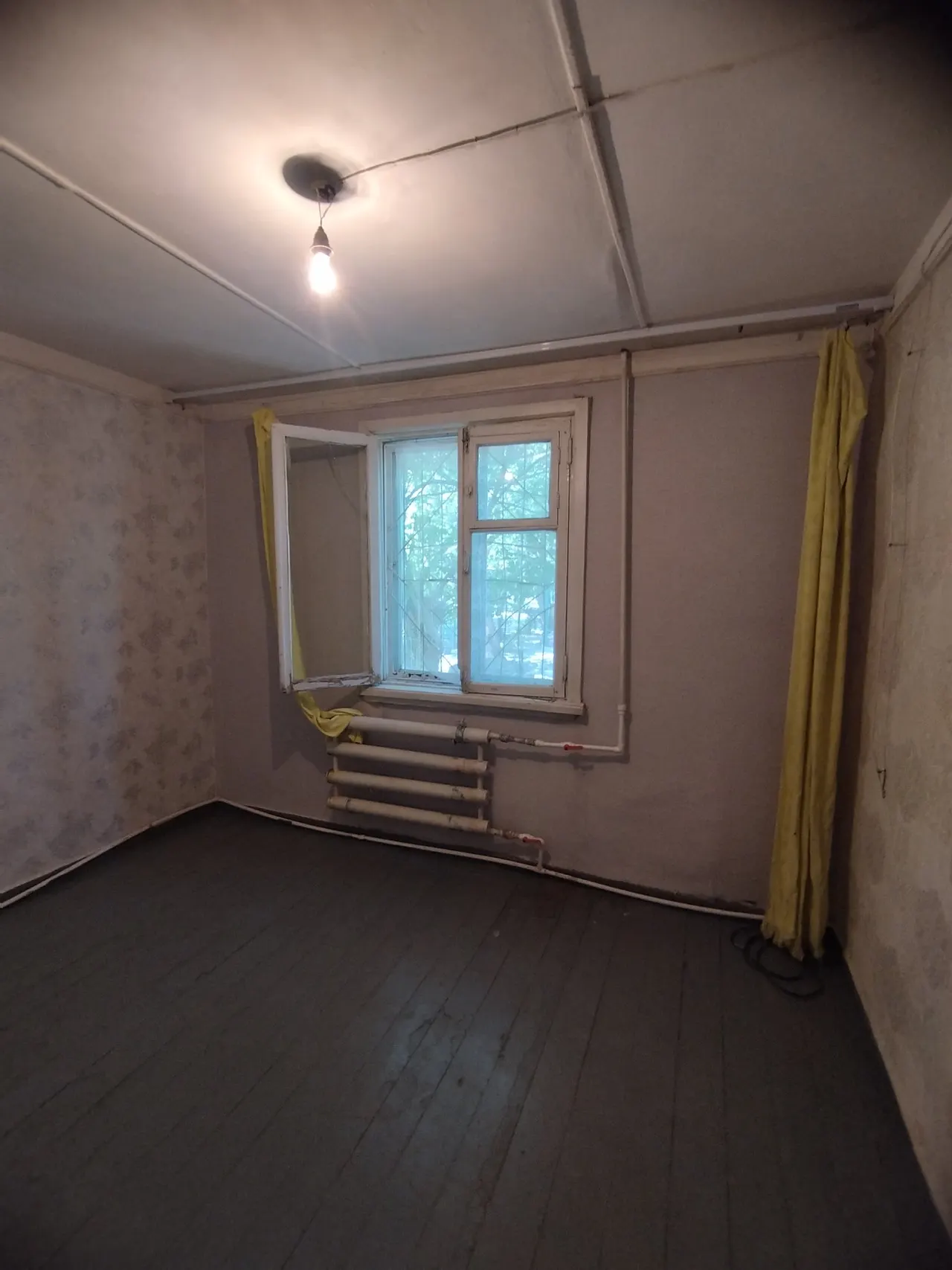 Продаётся 2-комнатная квартира, 42 м², 1/2 этаж — Янгихаётский район