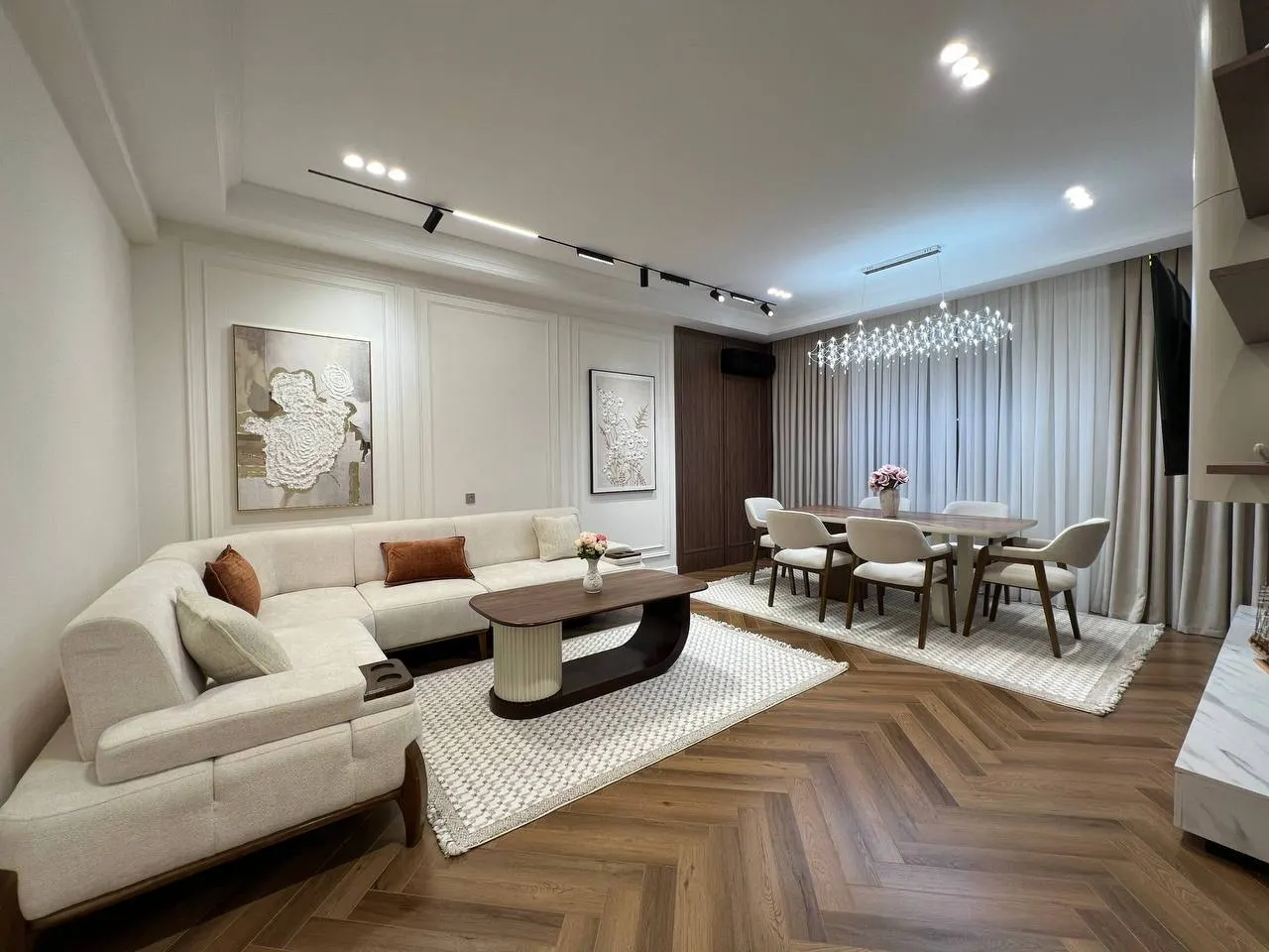 Sotiladi 4 xonali kvartira, 111 m², 3/7 qavat — Yashnobod tumani