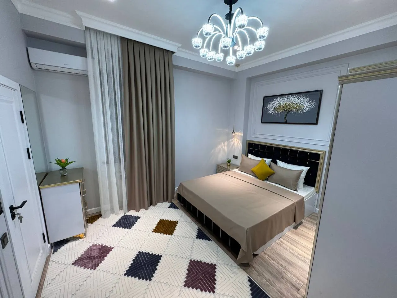 Сдаётся 2-комнатная квартира, 55 м², 2/5 этаж — Мирзо-Улугбекский район