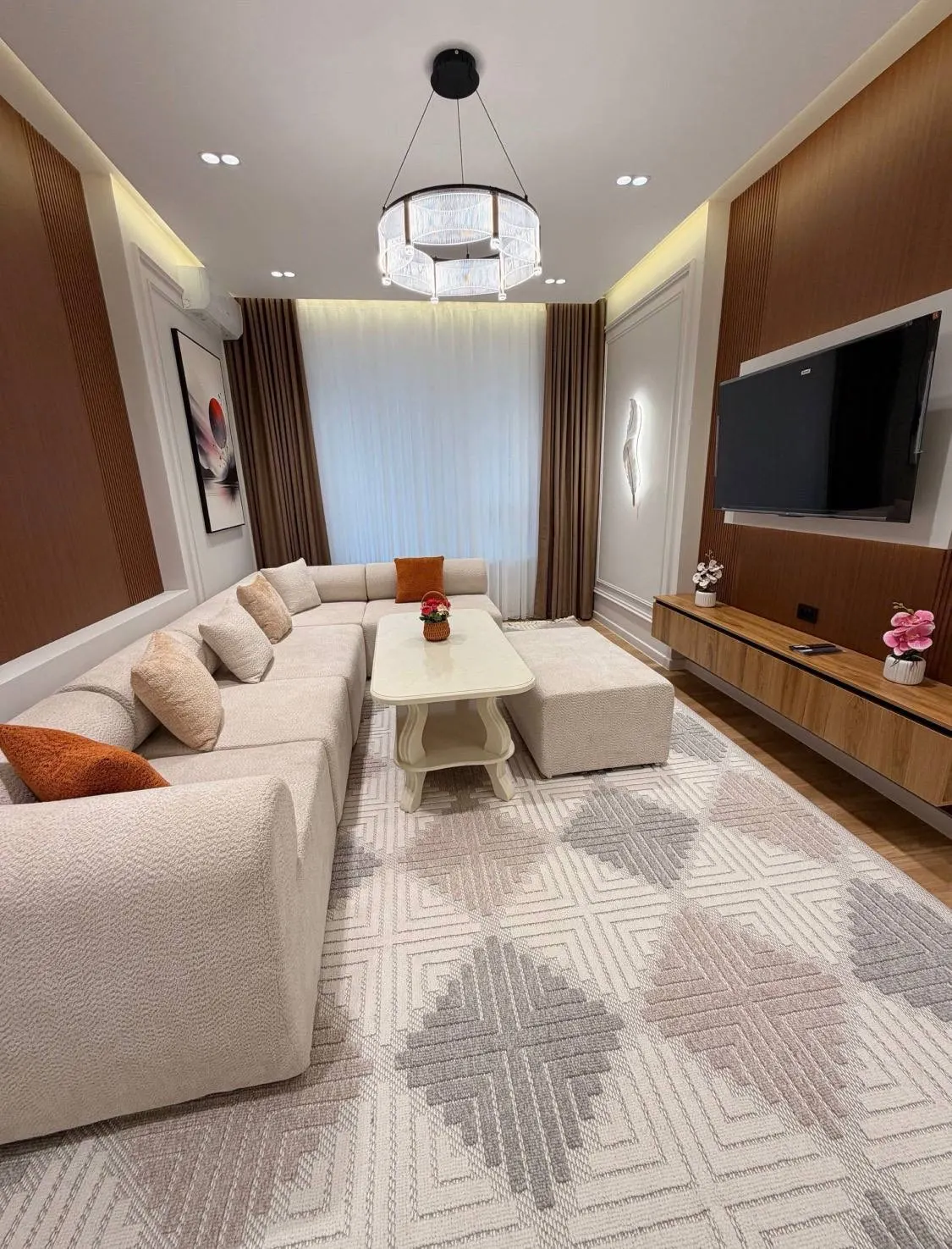 Сдаётся 2-комнатная квартира, 80 м², 10/12 этаж — Алмазарский район