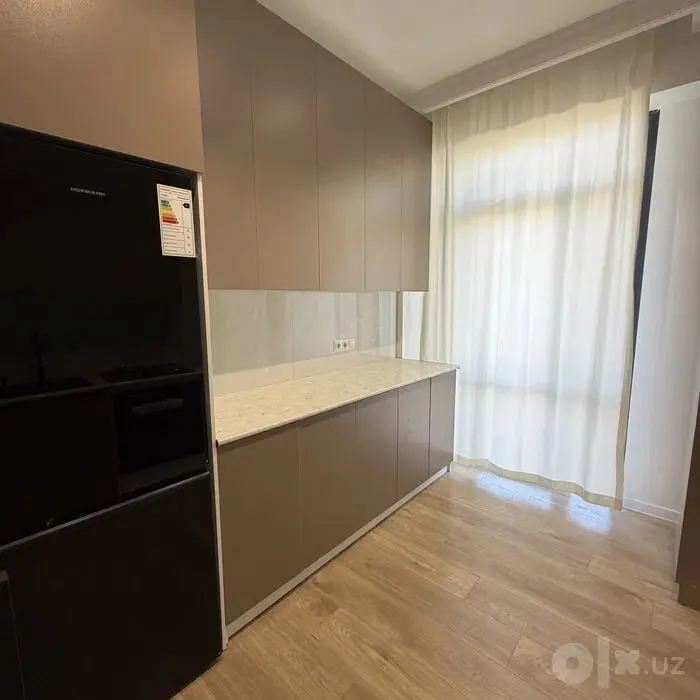 Продаётся 3-комнатная квартира, 68 м², 10/12 этаж — Яккасарайский район