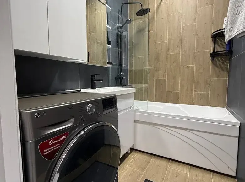 Сотилади 3 хонали квартира, 60 м², 2/7 қават — Мирзо Улуғбек тумани