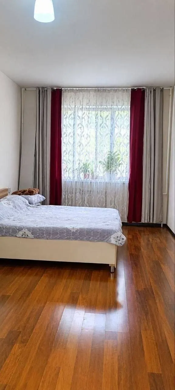 Сотилади 2 хонали квартира, 60 м², 2/4 қават — Мирзо Улуғбек тумани