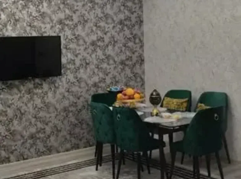 Сотилади 3 хонали квартира, 50 м², 2/5 қават — Мирзо Улуғбек тумани