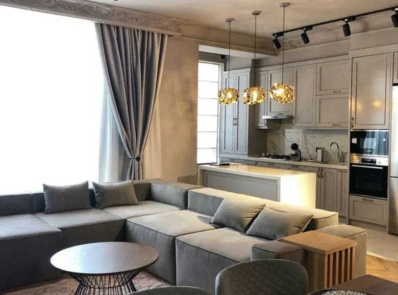 Сдаётся 3-комнатная квартира, 140 м², 3/8 этаж — Яккасарайский район
