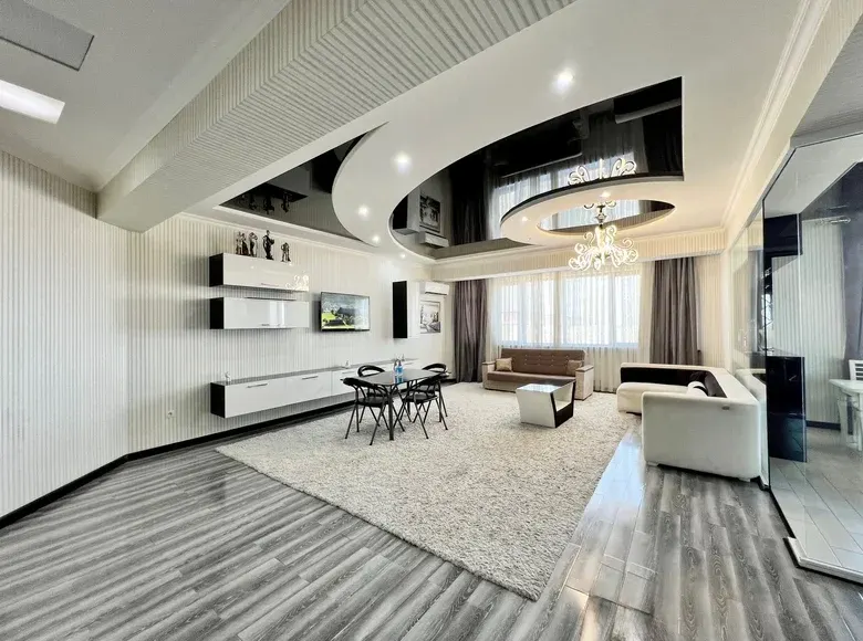 Kunlik ijaraga 3 xonali kvartira, 90 m², 7/7 qavat — Yashnobod tumani