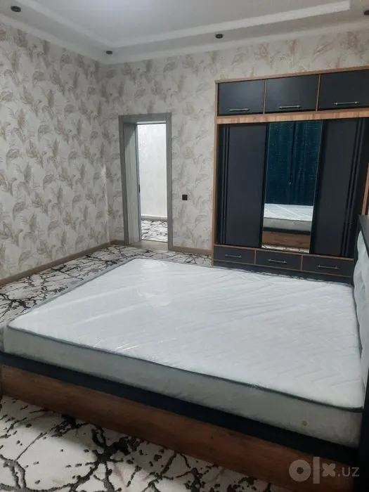 Сдаётся 2-комнатная квартира, 110 м², 2/2 этаж — Бухара
