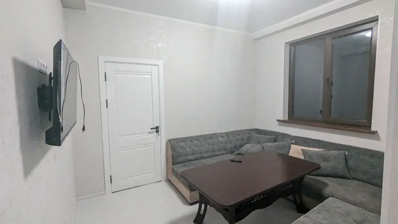 Сотилади 2 хонали квартира, 38 м², 2/4 қават — Мирзо Улуғбек тумани