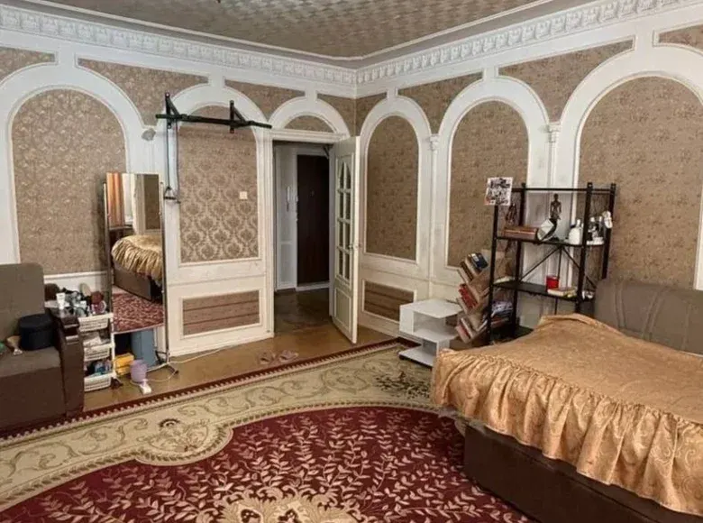 Продаётся 3-комнатная квартира, 75 м², 3/8 этаж — Яшнабадский район