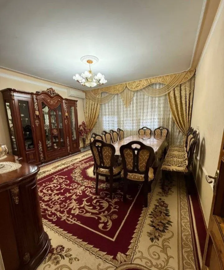 Продаётся 6-комнатная квартира, 144 м², 3/9 этаж — Шайхантахурский район