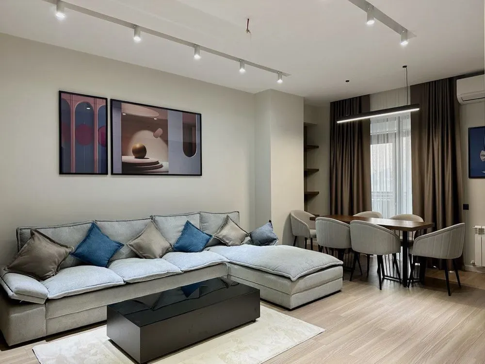 Ijaraga beriladi 3 xonali kvartira, 100 m², 6/8 qavat — Mirobod tumani