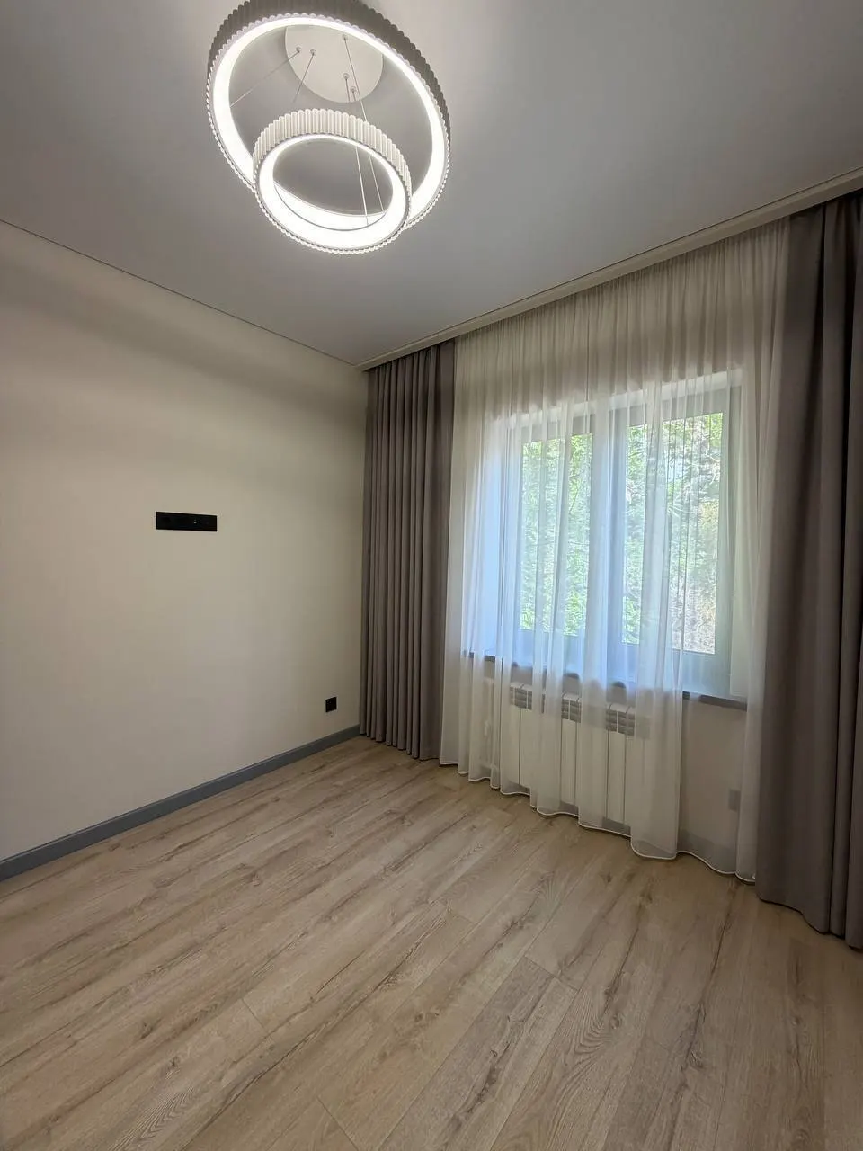 Сотилади 3 хонали квартира, 80 м², 2/5 қават — Миробод тумани