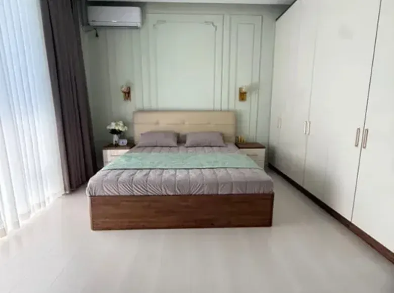 Sotiladi 2 xonali kvartira, 74 m², 8/10 qavat — Yakkasaroy tumani