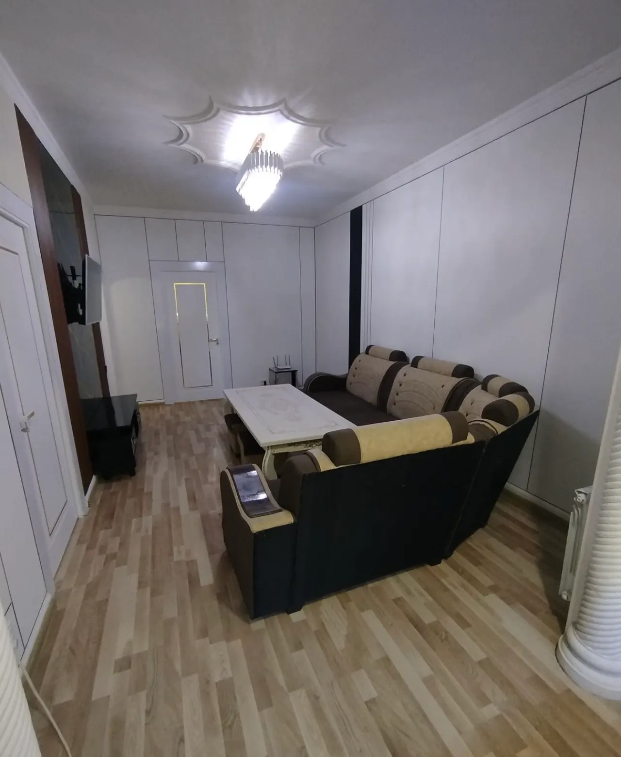 Сдаётся 2-комнатная квартира, 55 м², 2/4 этаж — Чиланзарский район