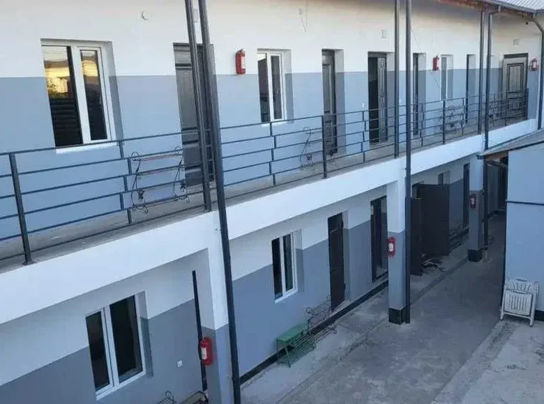 Продаётся коммерческое помещение, 600 м², 1/2 этаж — Мирабадский район