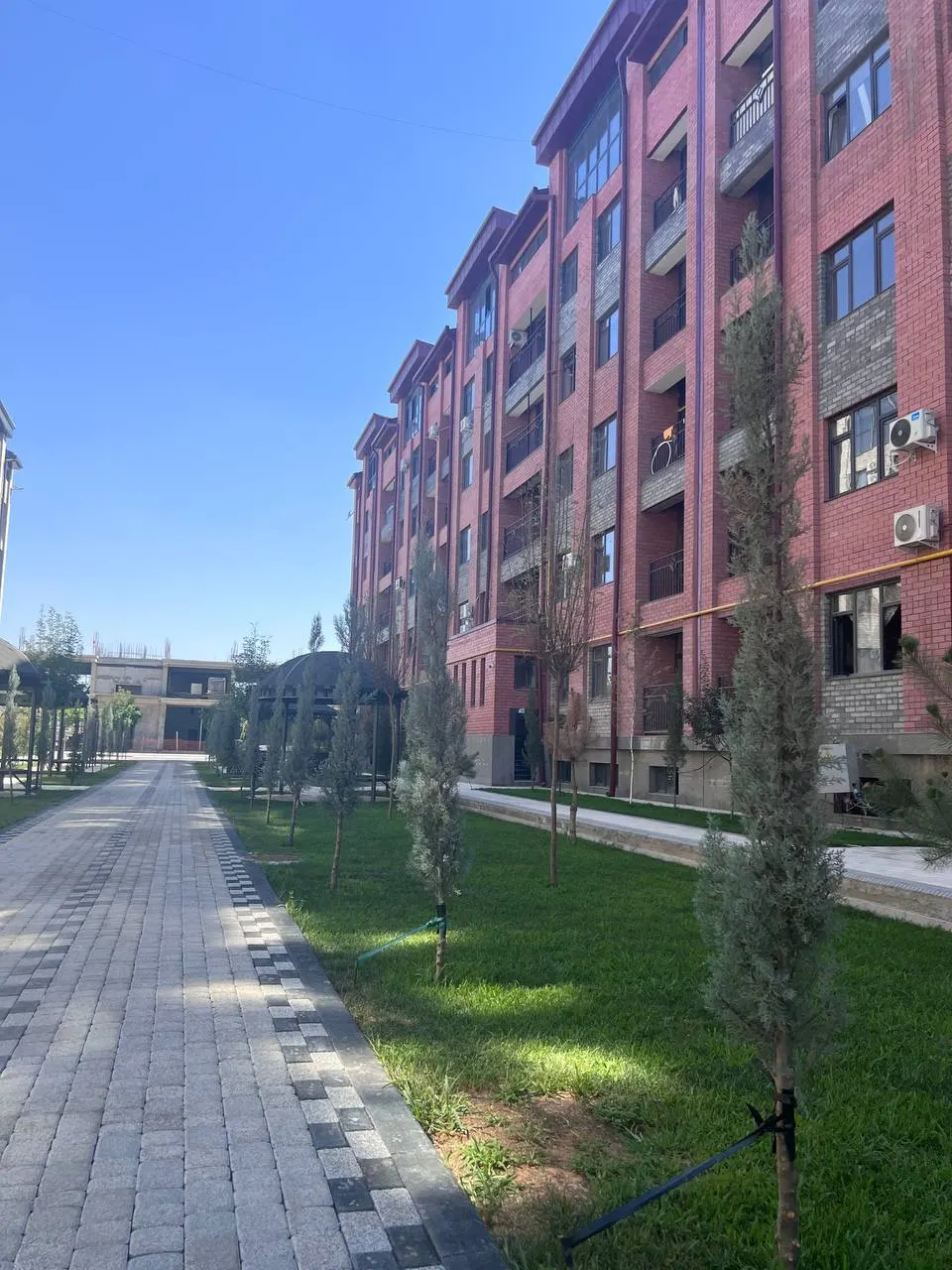 Sotiladi 2 xonali kvartira, 42 m², 1/6 qavat — Yashnobod tumani