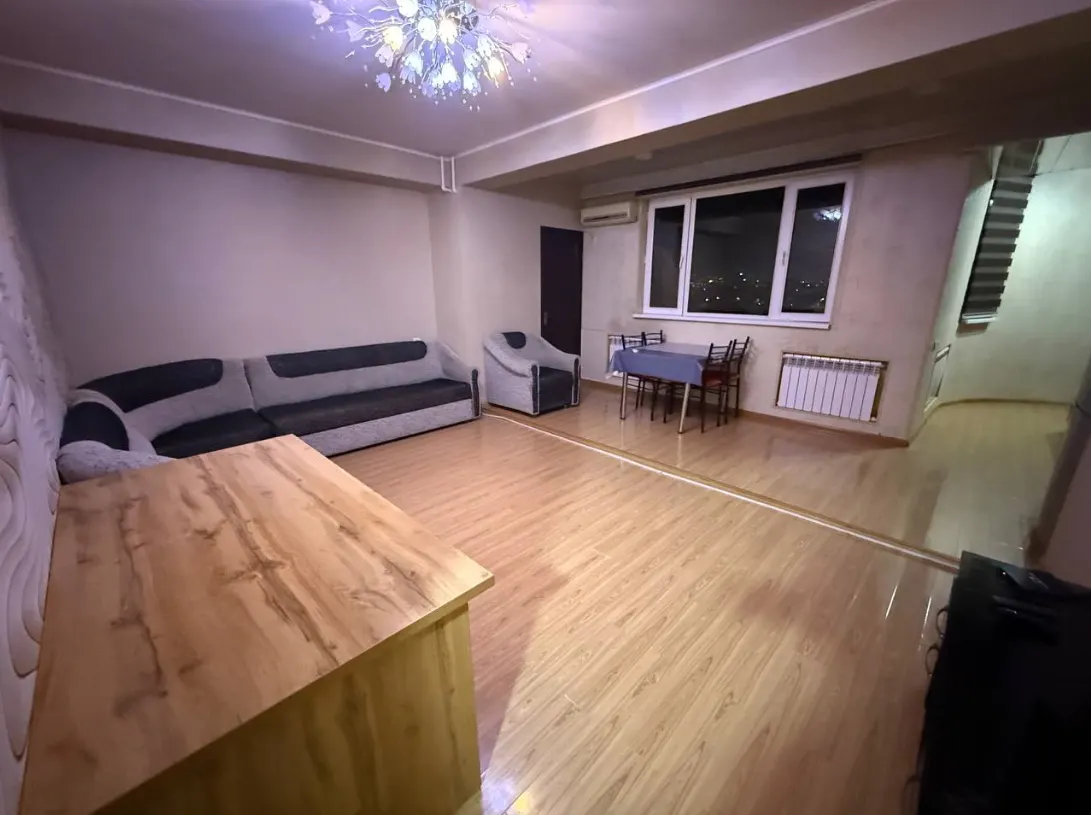 Сотилади 4 хонали квартира, 100 м², 12/12 қават — Миробод тумани