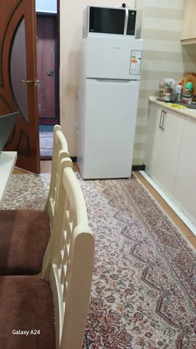 Ижарага берилади 4 хонали квартира, 50 м², 3/5 қават — Олмазор тумани