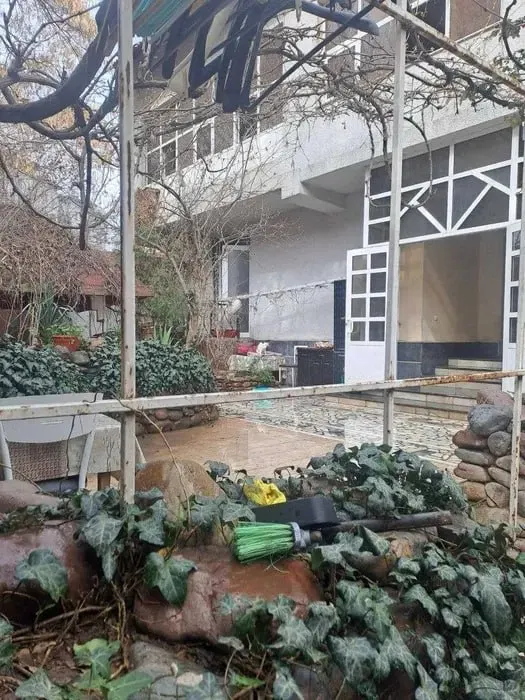 Продаётся дом, 3 сот., 2 этажа — Яккасарайский район