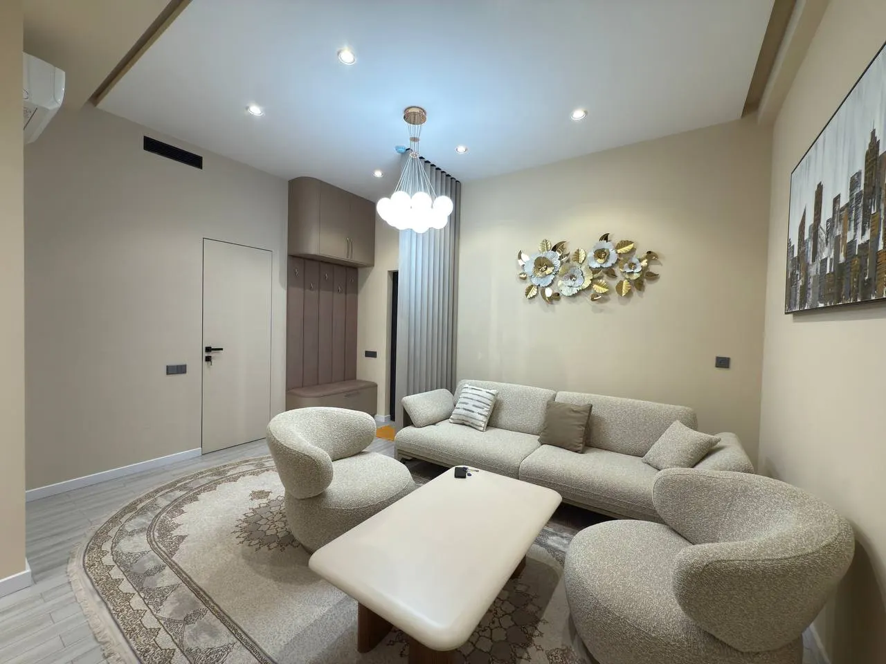 Sotiladi 2 xonali kvartira, 55 m², 11/14 qavat — Yakkasaroy tumani
