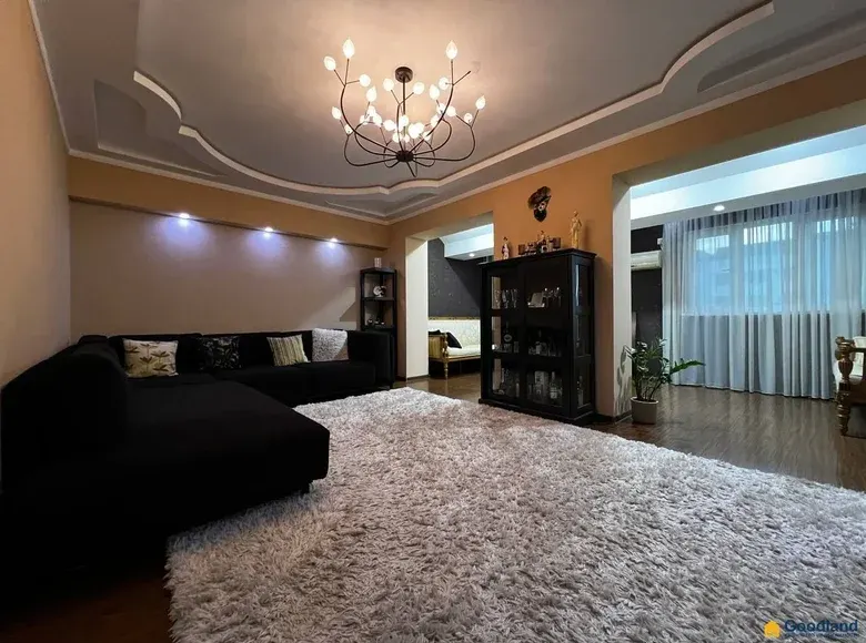 Продаётся 3-комнатная квартира, 85 м², 6/7 этаж — Шайхантахурский район