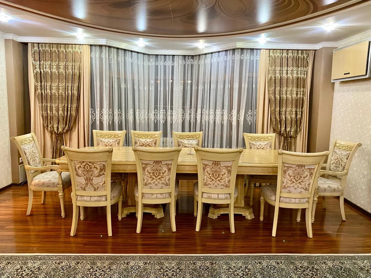 Ижарага берилади 4 хонали квартира, 160 м², 6/9 қават — Яккасарой тумани