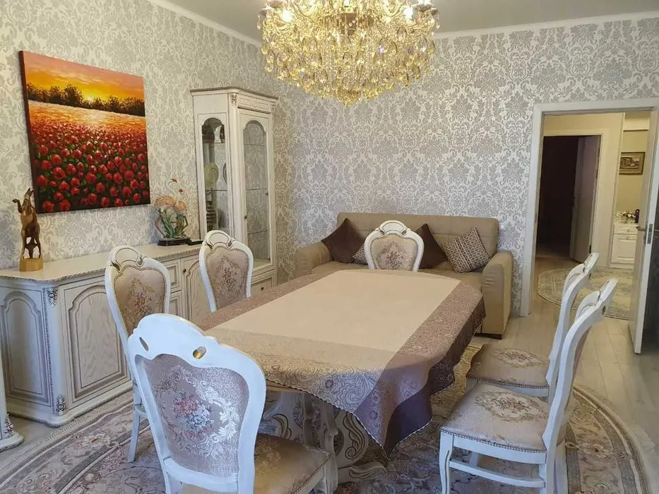 Ижарага берилади 2 хонали квартира, 100 м², 6/8 қават — Яккасарой тумани