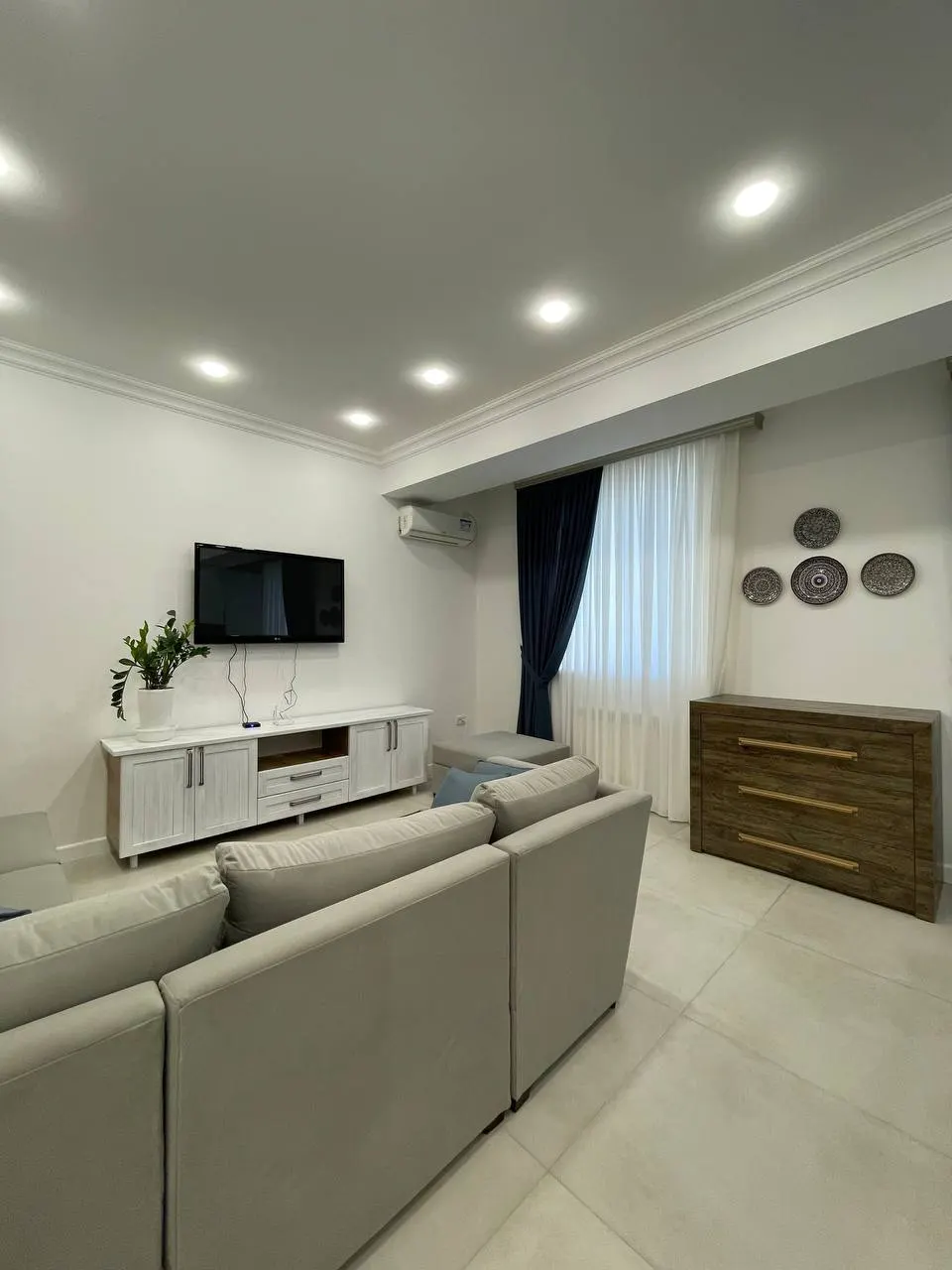 Сдаётся 2-комнатная квартира, 56 м², 3/10 этаж — Яккасарайский район