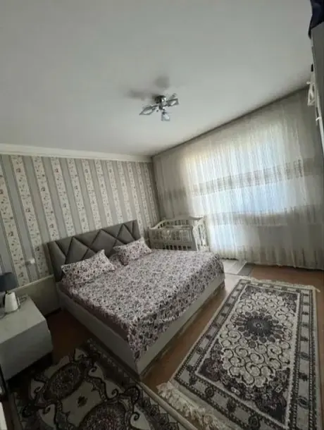 Sotiladi 4 xonali kvartira, 131 m², 4/4 qavat — Olmazor tumani