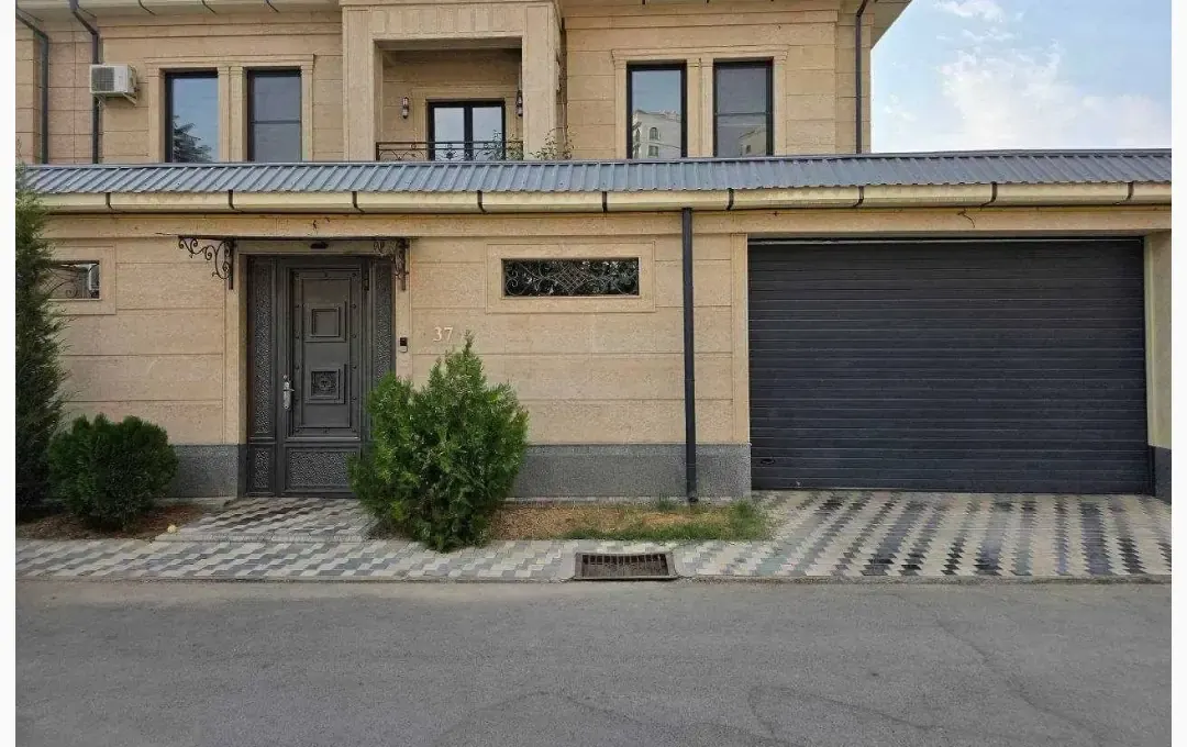 Ijaraga beriladi hovli uy, 4 sotix, 2 qavatli — Mirzo Ulugʻbek tumani