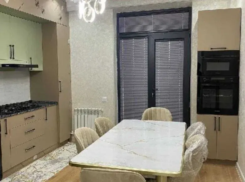 Продаётся 3-комнатная квартира, 120 м², 10/13 этаж — Яккасарайский район