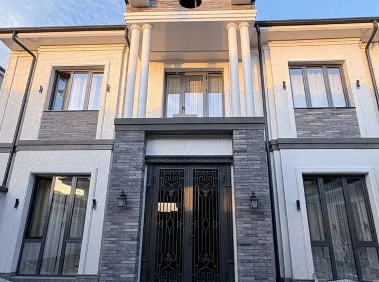 Продаётся 5-комнатный дом, 3 сот., 440 м² — Яшнабадский район