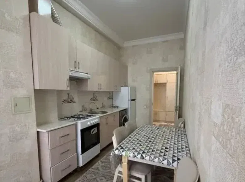 Сдаётся 2-комнатная квартира, 60 м², 9/9 этаж — Шайхантахурский район