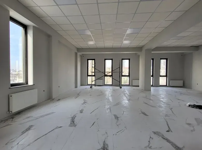 Сдаётся коммерческое помещение, 1000 м² — Яшнабадский район