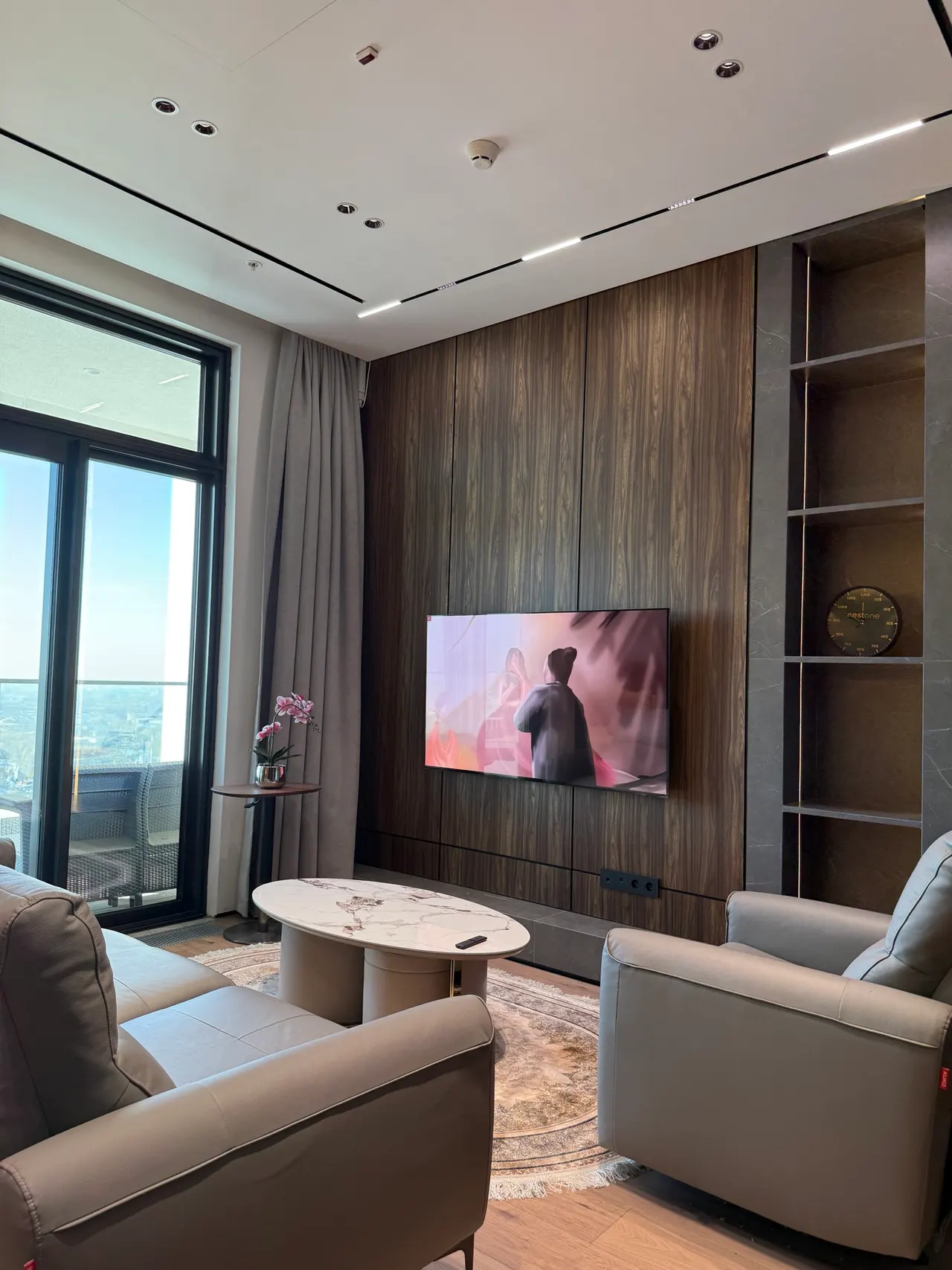Ijaraga beriladi 2 xonali kvartira, 64 m², 33/51 qavat — Shayxontohur tumani