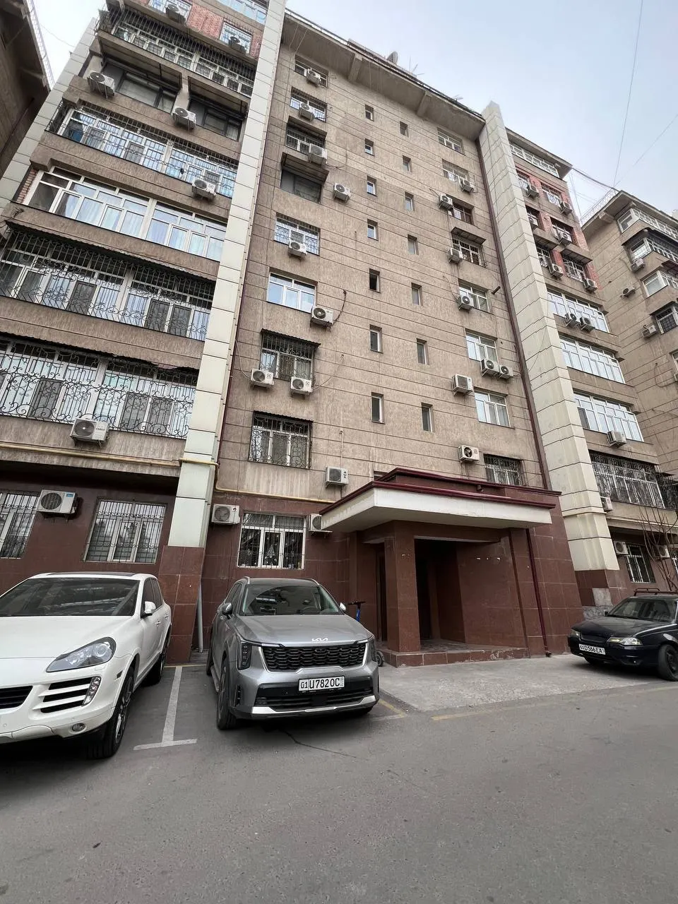 Sotiladi 4 xonali kvartira, 154 m², 4/9 qavat — Yashnobod tumani