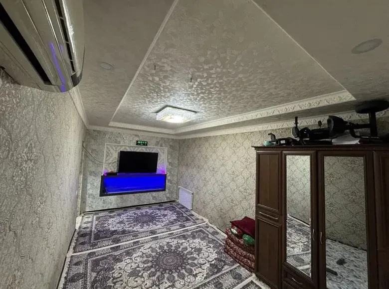 Sotiladi 2 xonali kvartira, 50 m², 3/9 qavat — Yakkasaroy tumani