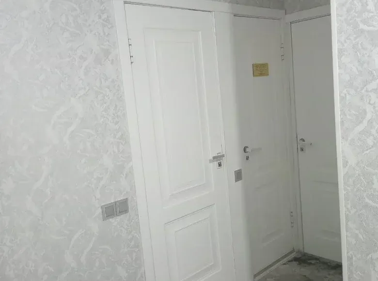 Сотилади 2 хонали квартира, 45 м², 1/7 қават — Янгиҳаёт тумани