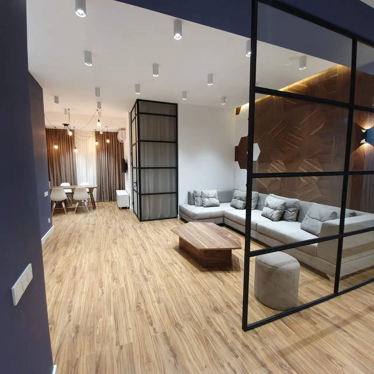 Сдаётся 3-комнатная квартира, 103 м², 1/9 этаж — Мирабадский район