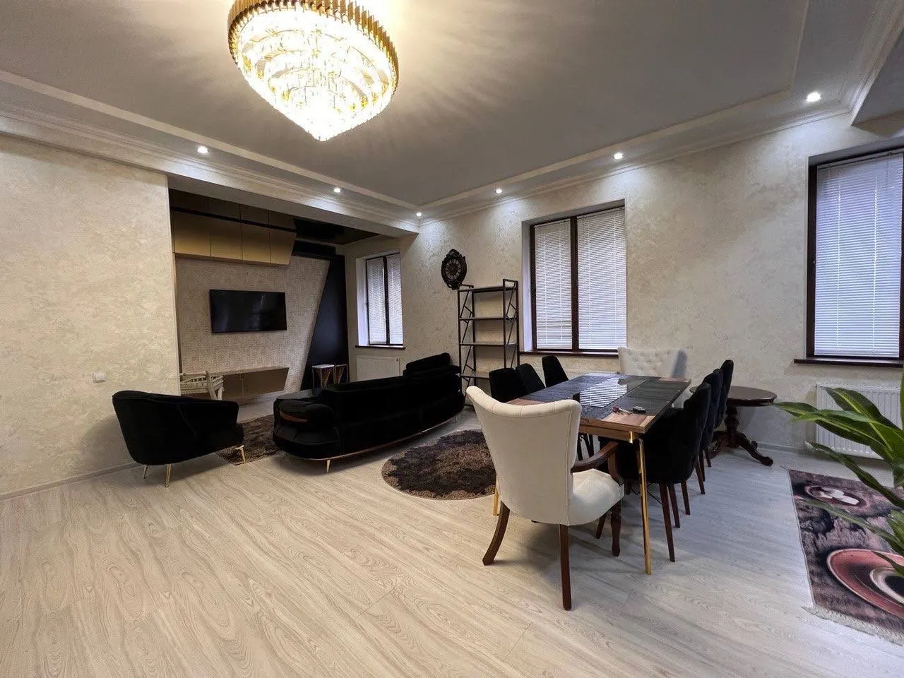 Ijaraga beriladi 3 xonali kvartira, 110 m², 1/9 qavat — Mirzo Ulugʻbek tumani